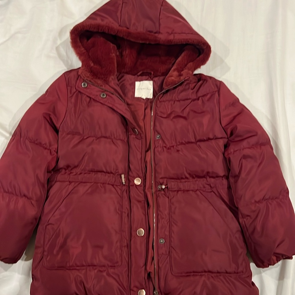 Maroon puffer jacket, excellent condition!